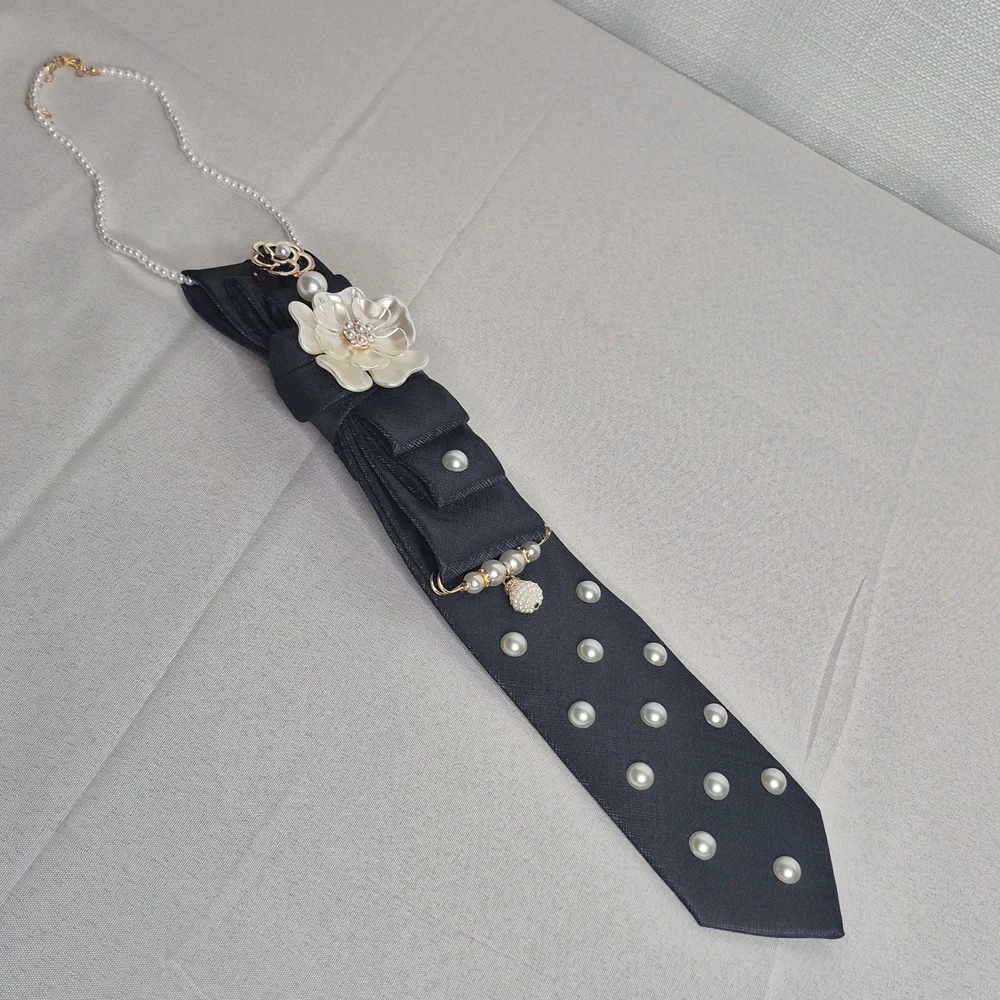 Handcrafted Luxury Fashion Necktie Necklace 📿 (BLACK/WHITE AFFAIR)
